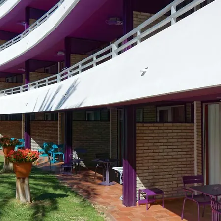 Jacarandas Apartman *