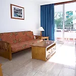 Jacarandas Apartment *